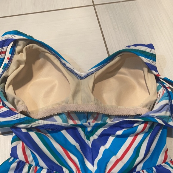 Vintage striped one-piece swimsuit with skirt Size 16 - Picture 6 of 8